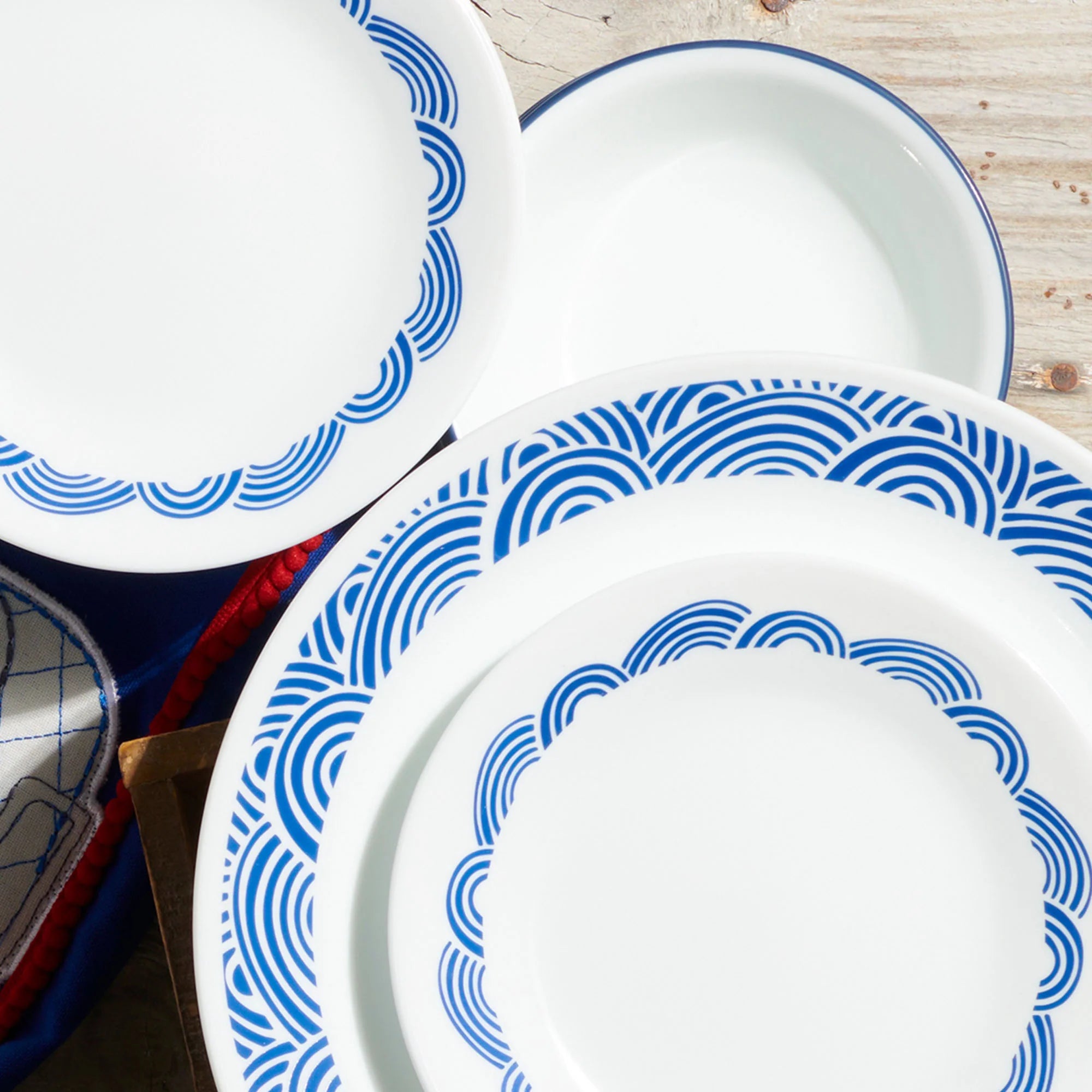 Corelle dinnerware platesplates Rolling Waves 18-piece Dinnerware Set, Service for 6 - Image 7